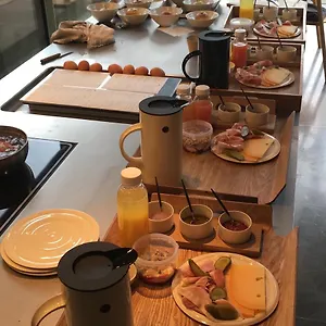 4* Couette-café La