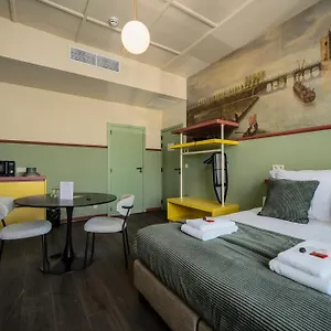 Aparthotel The Queen's Twelve By Romy&travis, Brugge